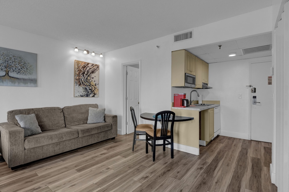 Premium Condos near Universal Studios