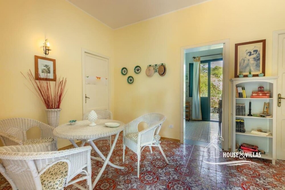 Sr-f943-csel0at - Cottage Sant Elia view 5