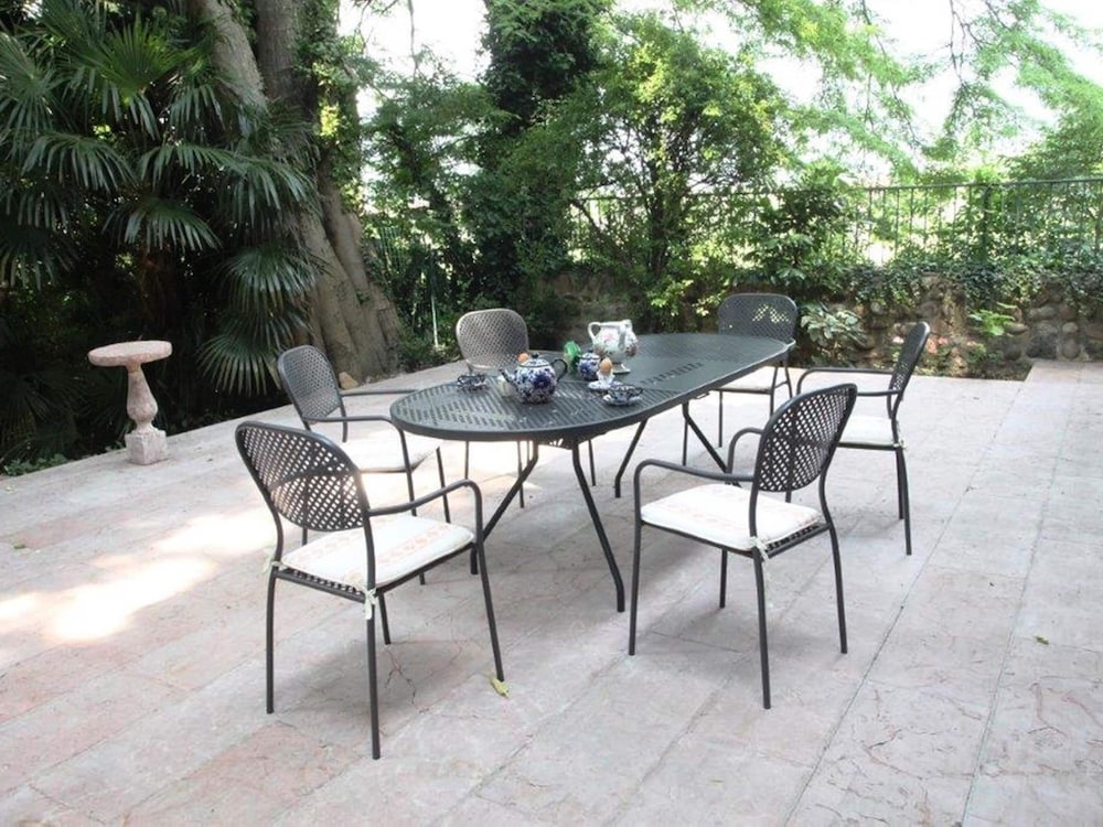 Venice Region Castle With Garden Views photo 4