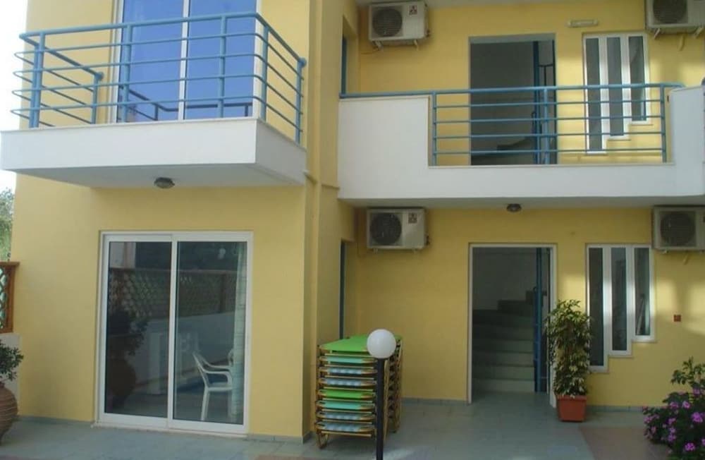 Hotel Olympic Star Apartments - Image 1