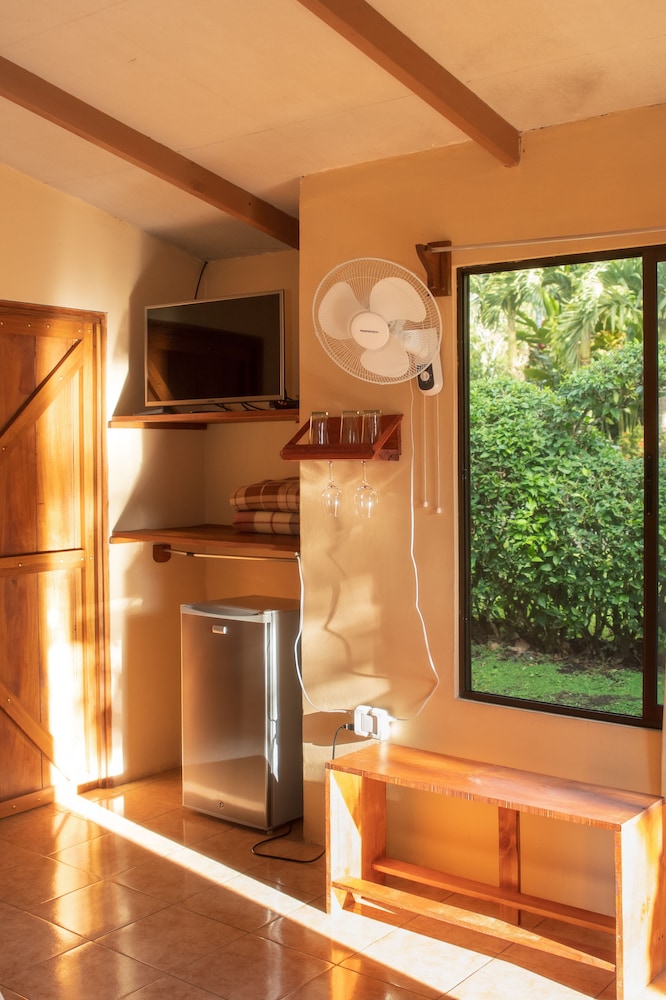 LUMARA LODGE