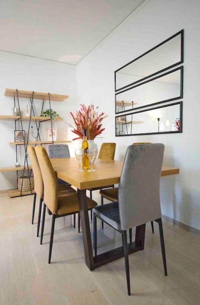Alkuoni lux Flat at P Faliro