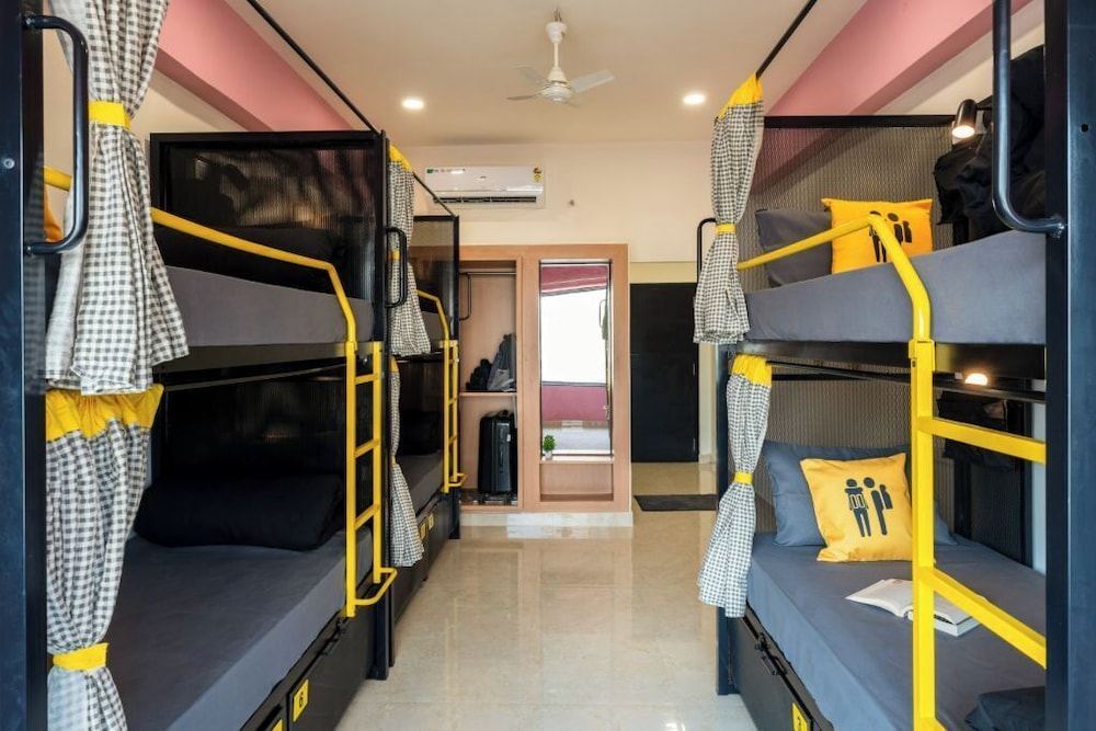 The Hosteller Jaipur, MI Road