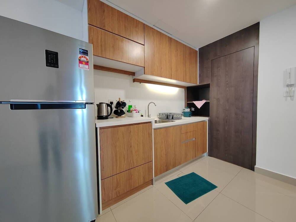Trefoil @ Setia City Condotel