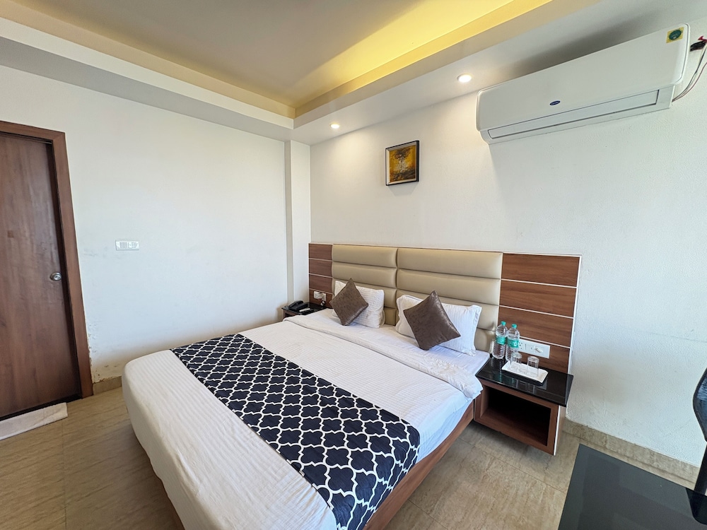 Hotel Golden Palace Rivera Puri