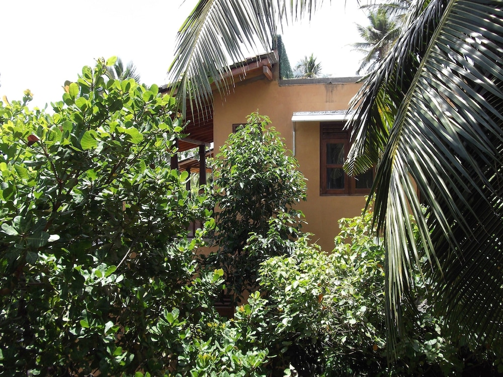 Lanka Eco Village