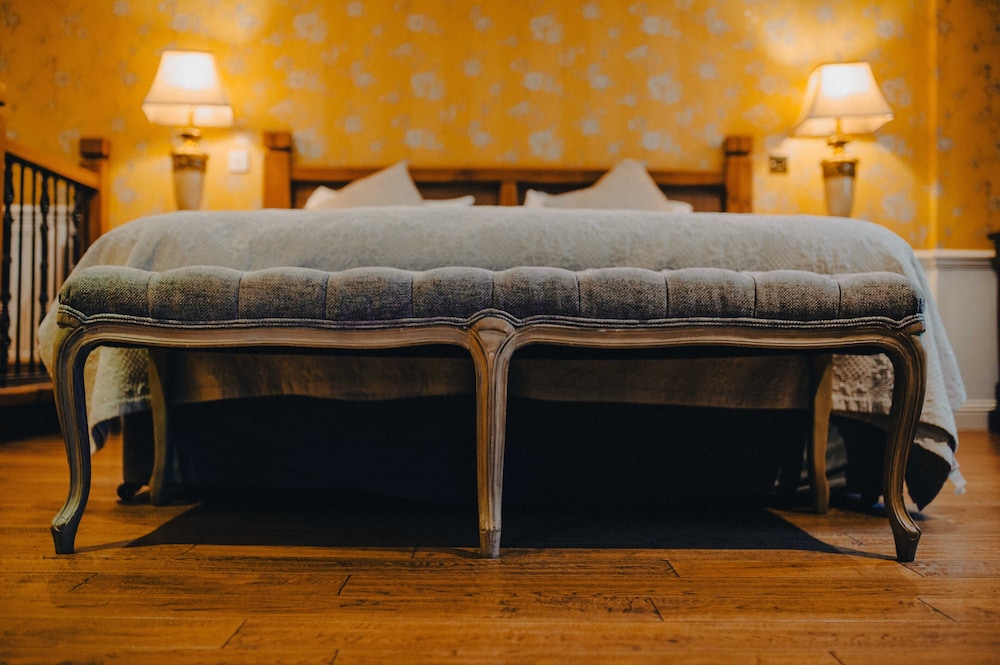 The George Hotel