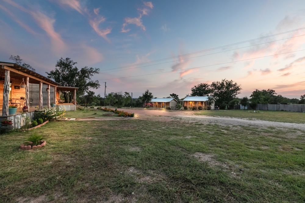 Hr 2- The Blue Sky 1 Bedroom Cabin by RedAwning view 2