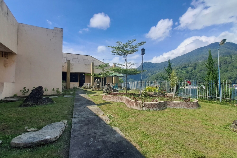 Hermina Hotel