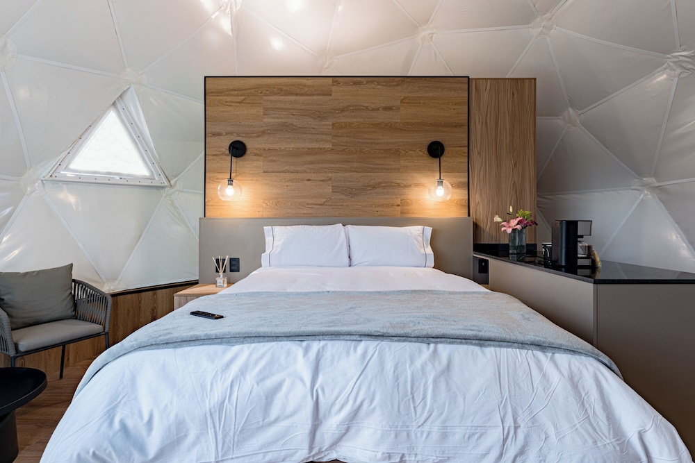 Mint Roma Residences