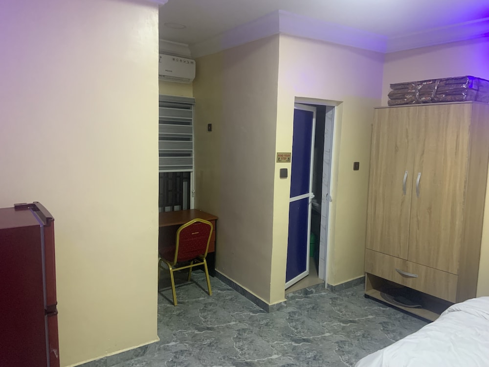 Blue Icon Apartment view 4