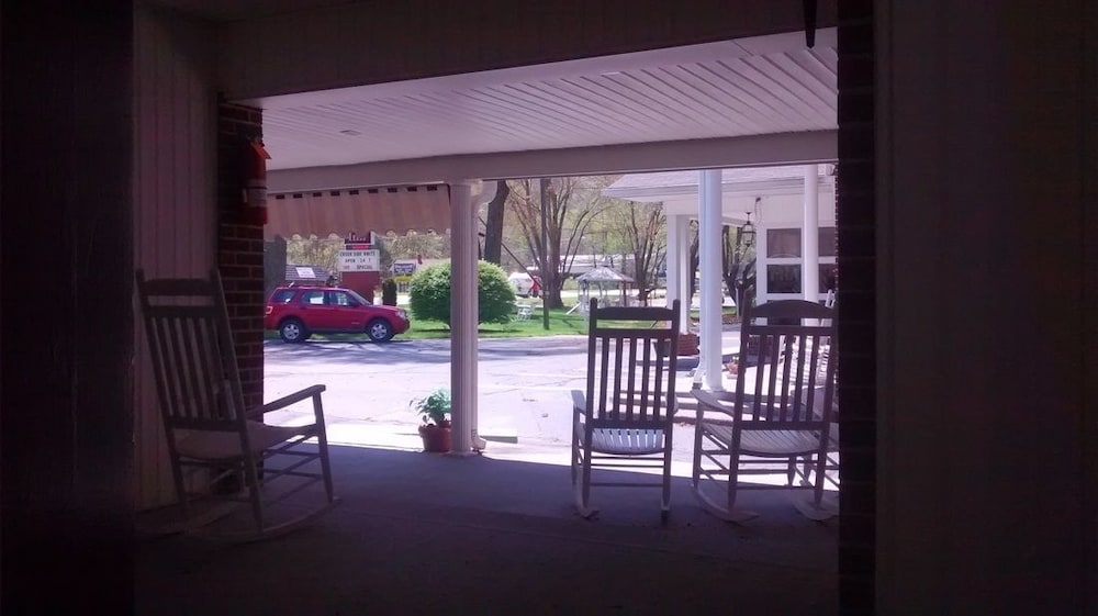 Five Star Inn