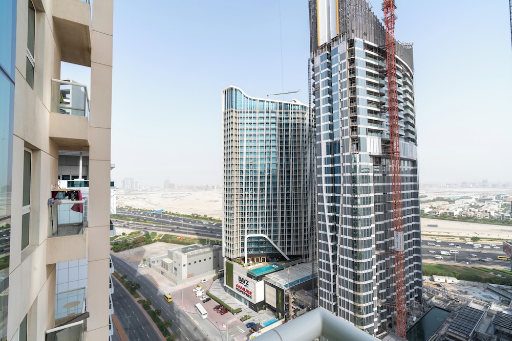 Lux BnB I Mayfair Tower I Sky line Views