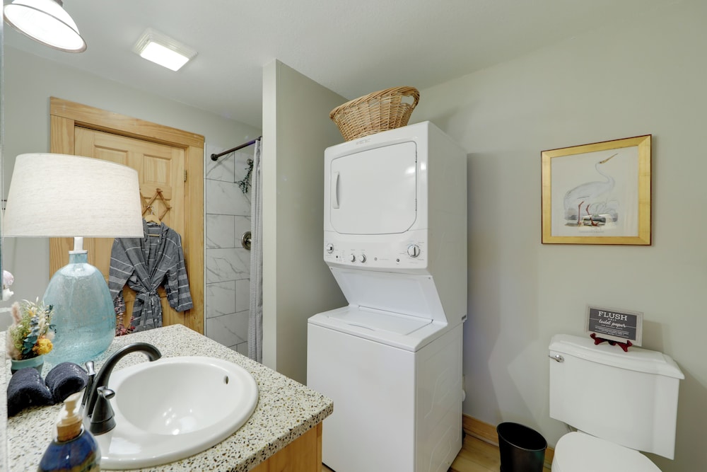 Secluded Mtn-view Retreat in Mars Hill