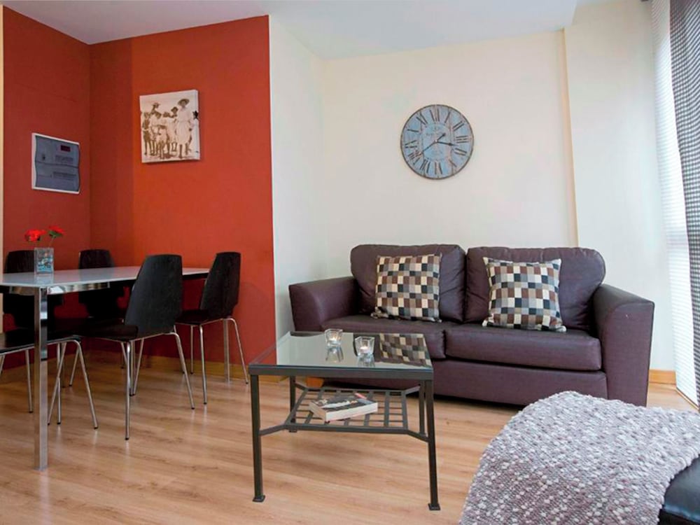 Apartamentos Señorio de Haro 3000