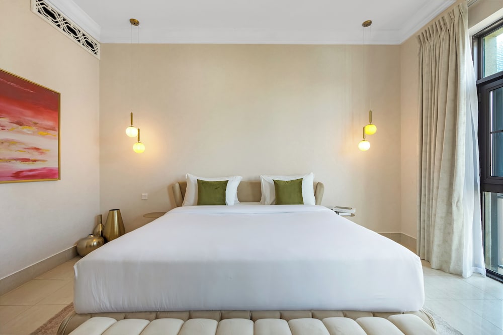Durrani Homes - Luxe Living at Souk Al Bahar with Burj Khalifa and partial Fountain view