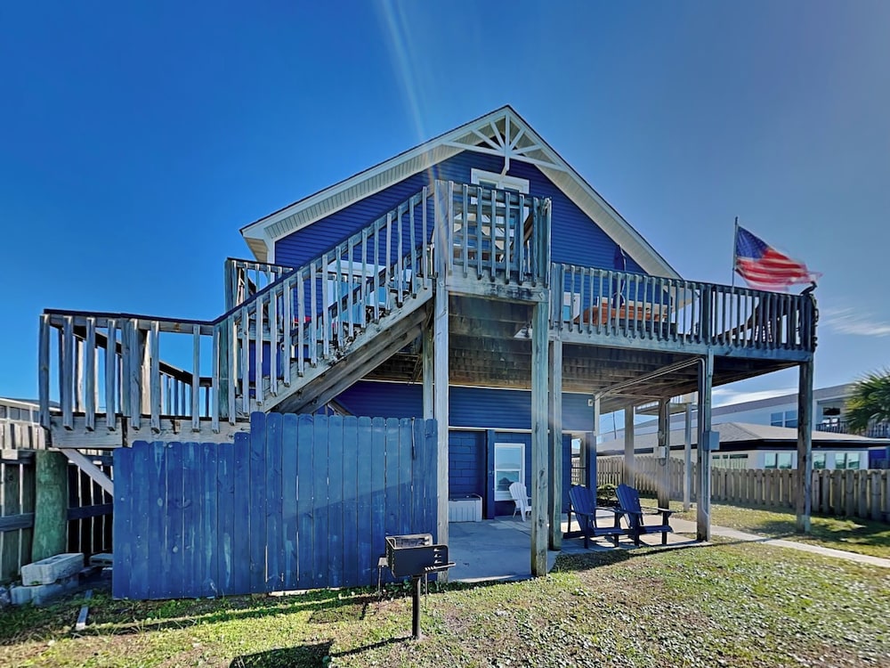 Sea Chase by Topsail Realty