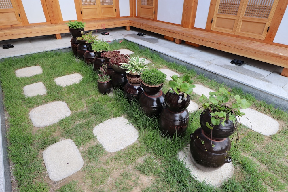 Nadul Hanok