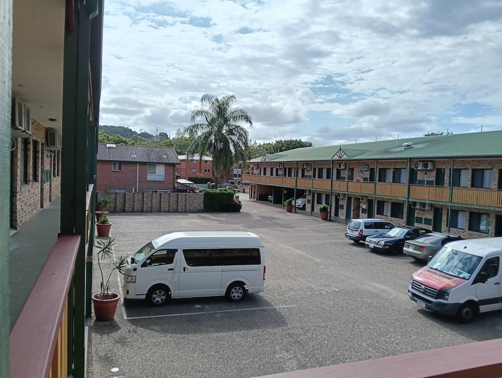 Bayswater Motel