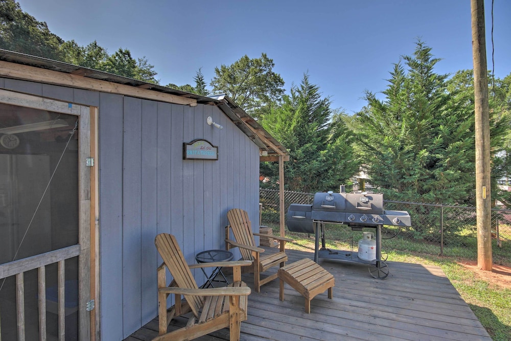 Lakefront Retreat w/ Private Dock!