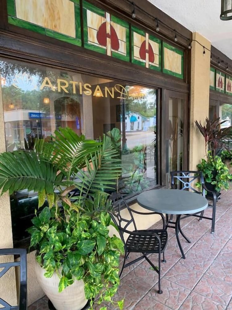Artisan Downtown