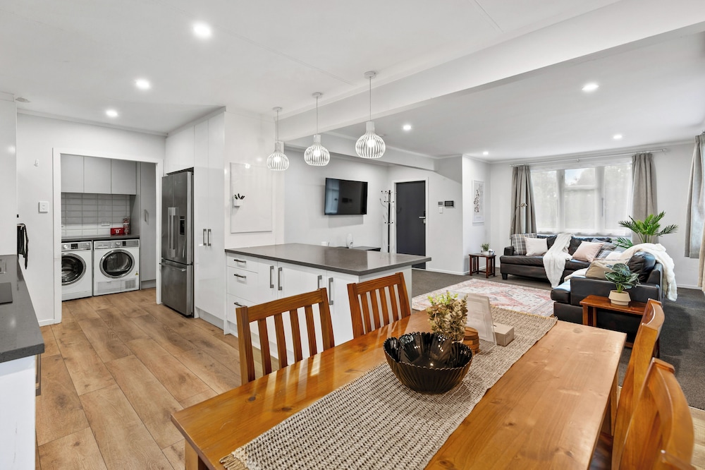 3BR near Tamaki River-Patio&Parking I Zodiak Stays