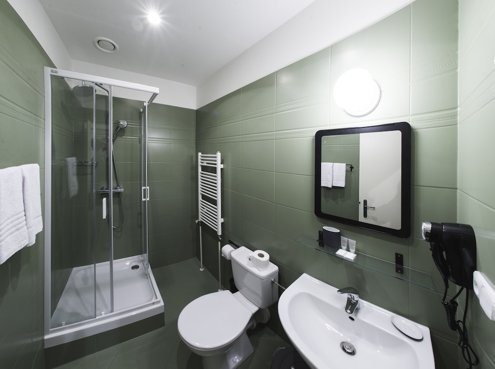 Sir Toby's Midtown - Hostel