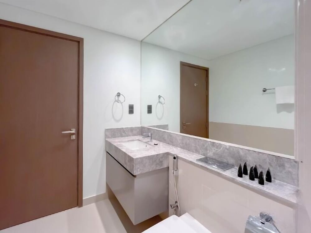 ACTONE Tower2-Step to Burjkhalifa-1BR