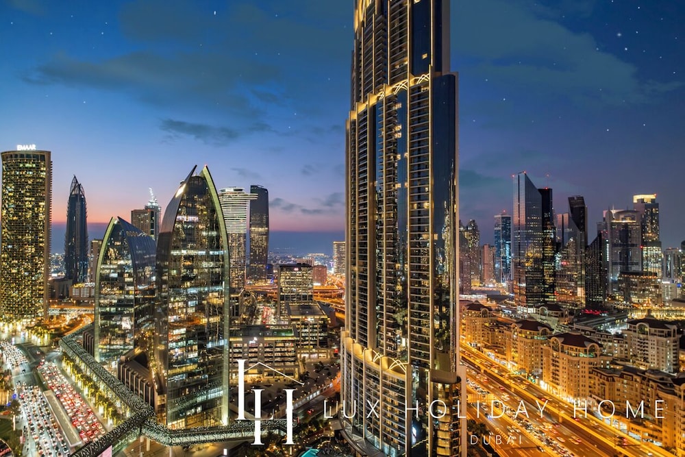 LUX The EMAAR Fashion Avenue Studio 2
