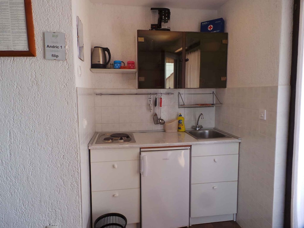 Apartments in Kornic/insel Krk 14471