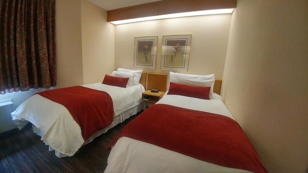 Slumber Inn