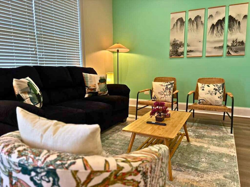 Well-Equipped 2BR - Greenbay 301
