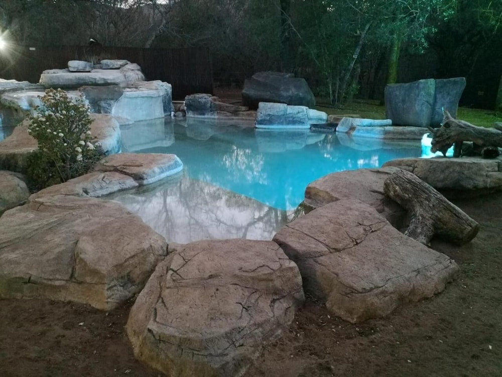 Boulders Safari Lodge
