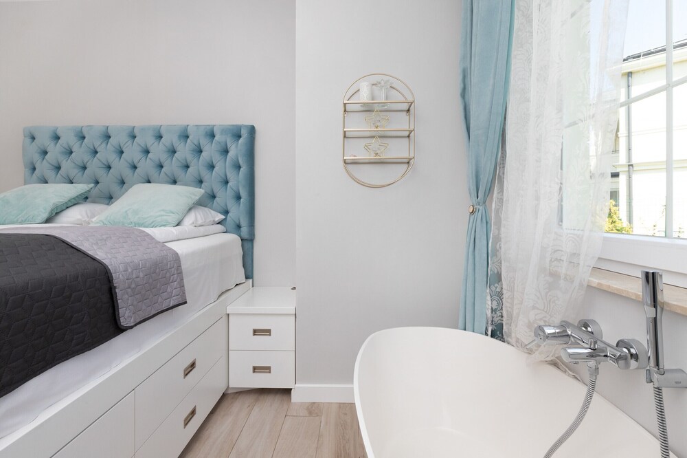 Ogrody Tesoro Apartment by Renters view 2