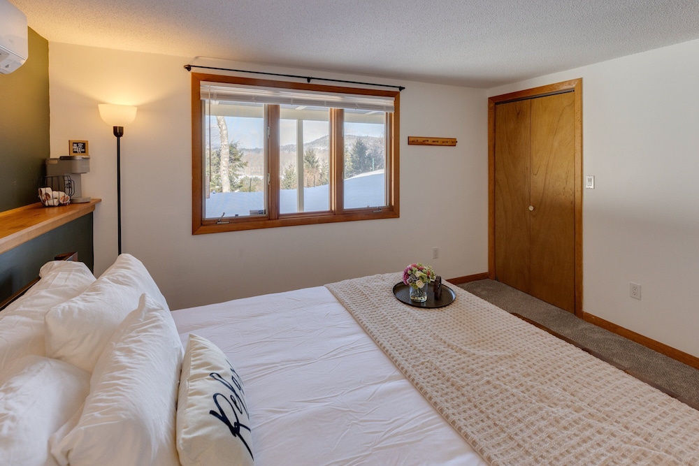 Scenic White Mountains Retreat 4 Bedroom Home