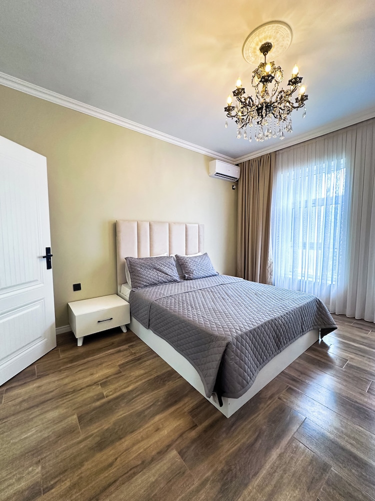 Central Vip Villa