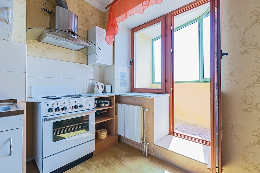 FlatHome24 Fermskoye 32