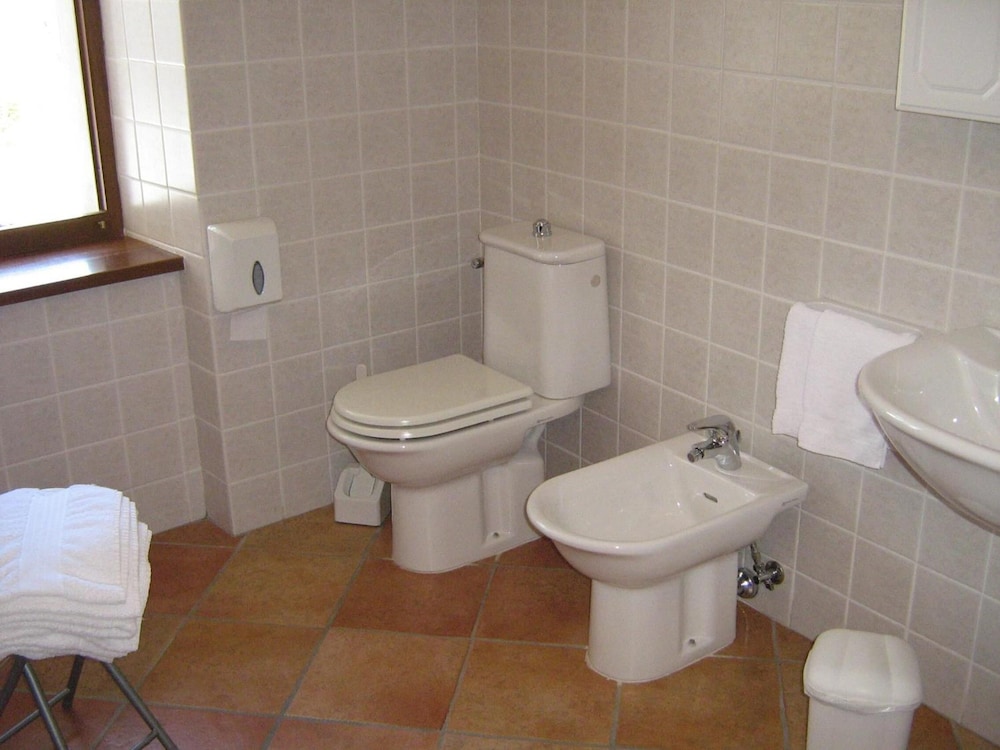 Photo 33