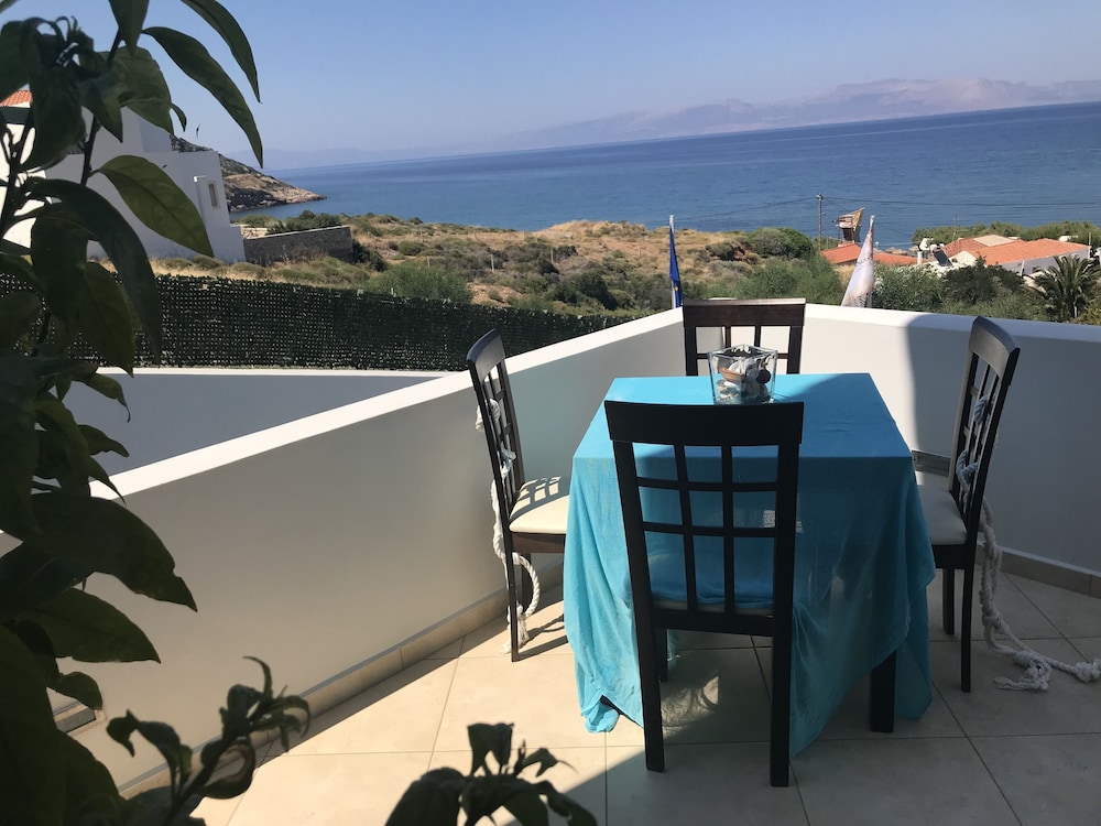 Castri Village - Kythira Quality Resort