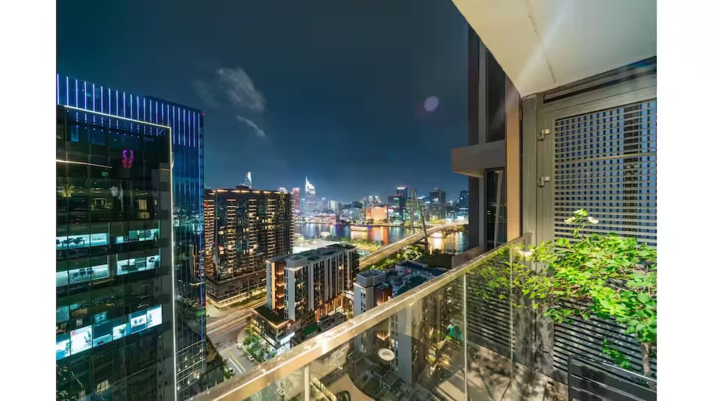 Metropole The Crest Thu Thiem Apartment