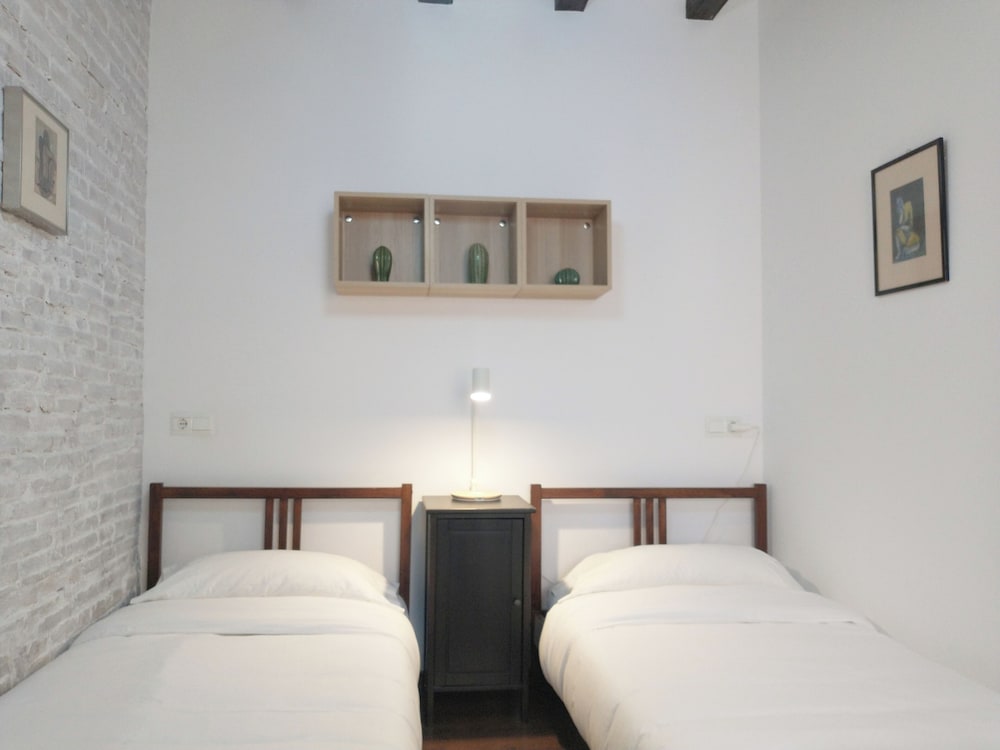 Lovely Flat In Barceloneta Near Sea