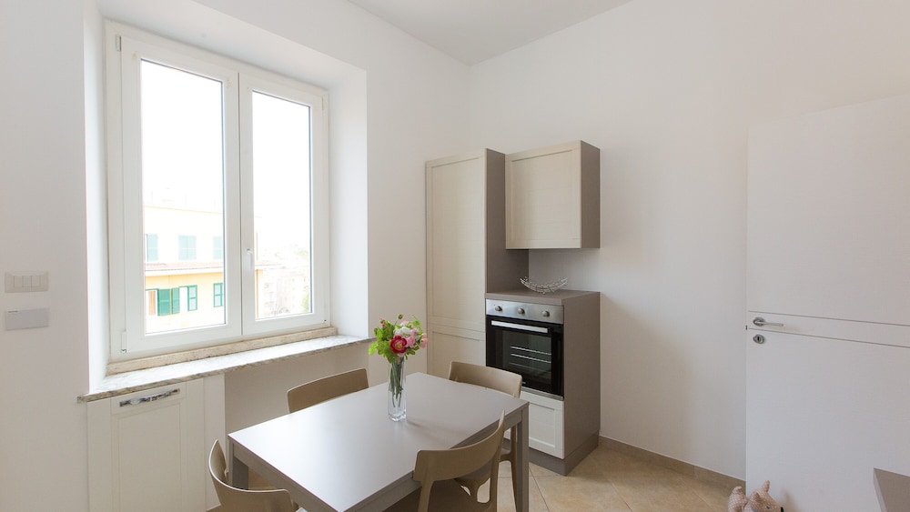 Rental in Rome Taurasia