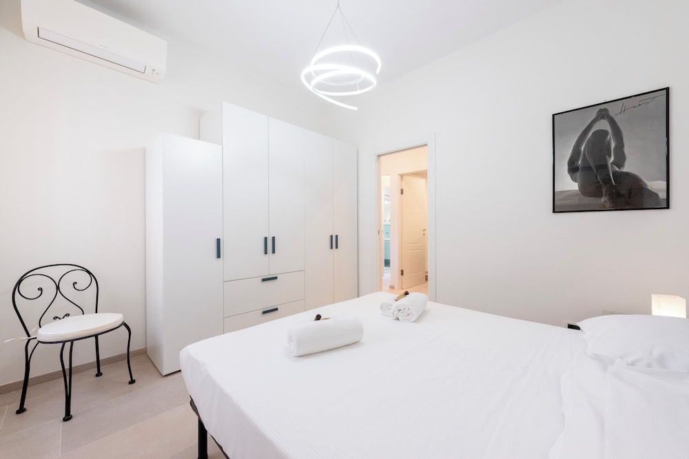 Blissful Flat for 6 Close To The Beach