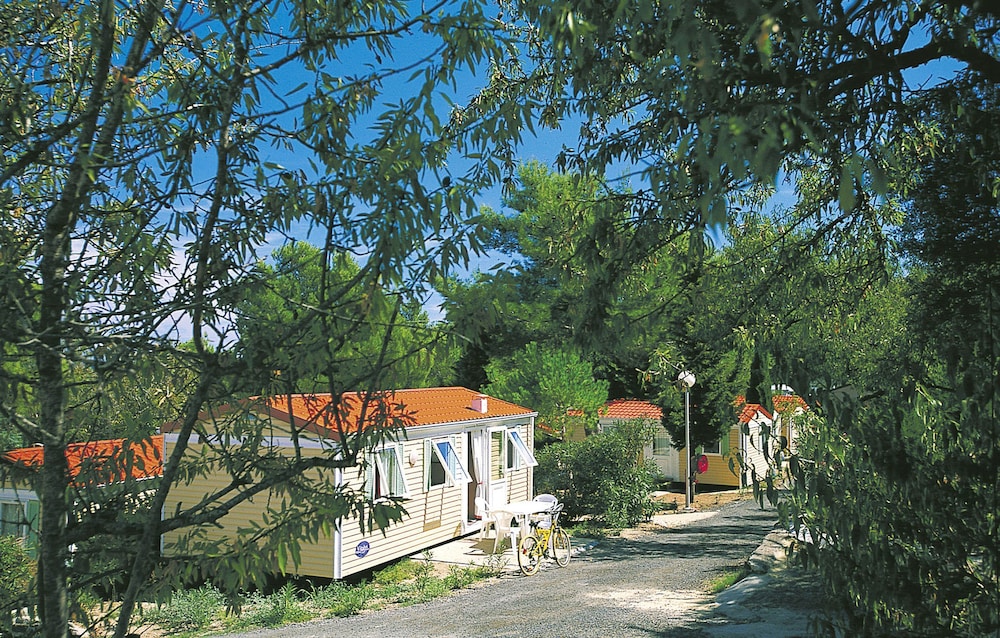 Domaine Résidentiel de Plein Air Odalys La Pinède