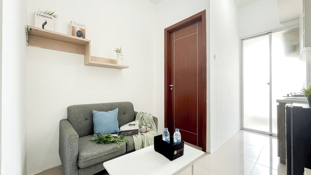 Minimalist Look 1Br At Apartment Vittoria Residence