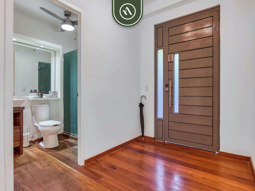 Ecofriendly 2BR Condo - Private Jacuzzi - Rooftop
