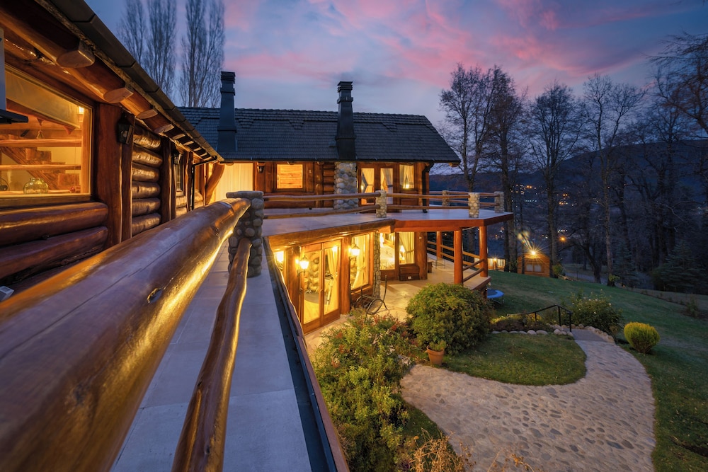 Rotui Luxury Village