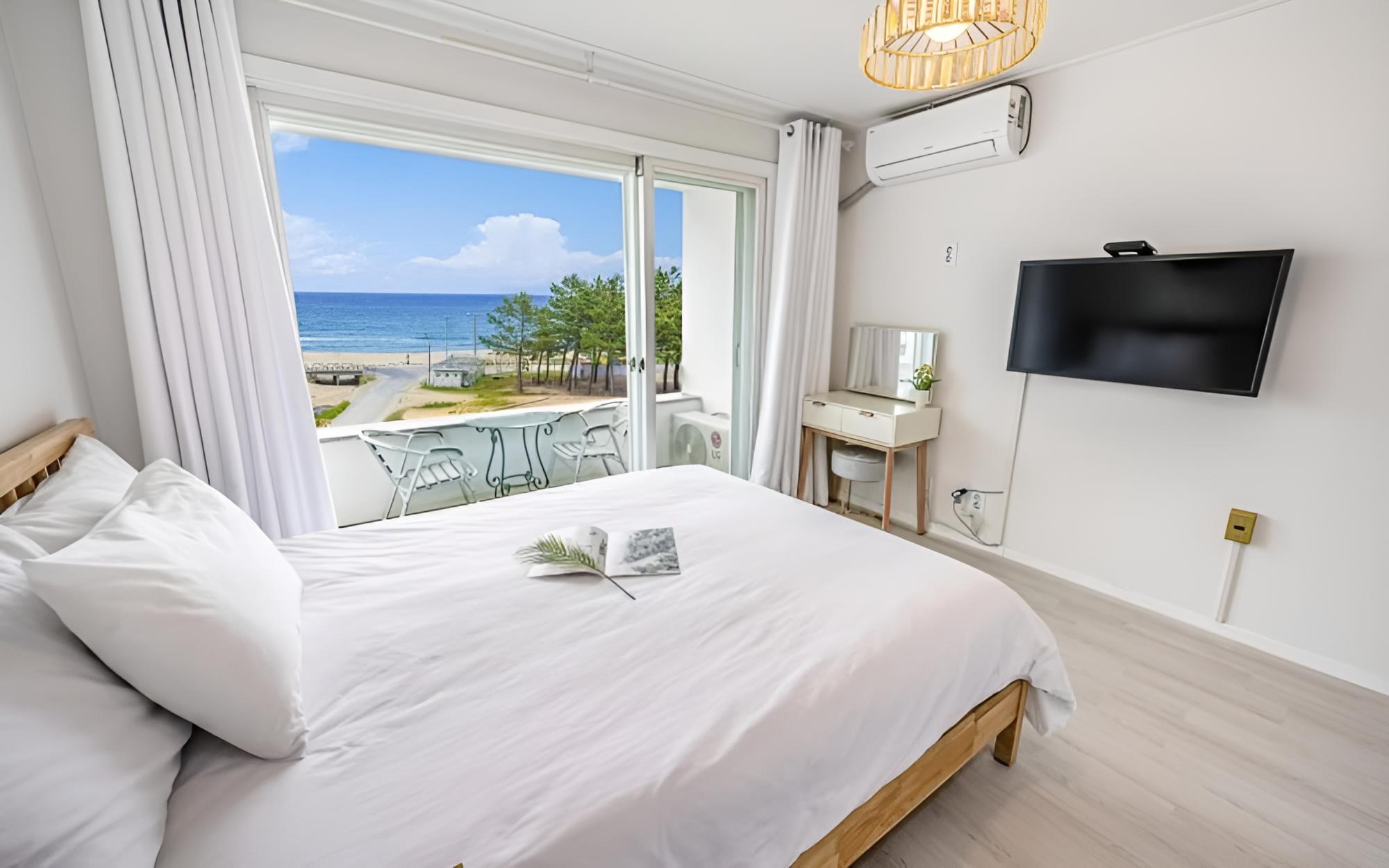Yangyang Twin Beach Pension