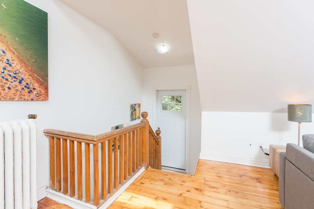 Applewood Suites - Palmerston Avenue