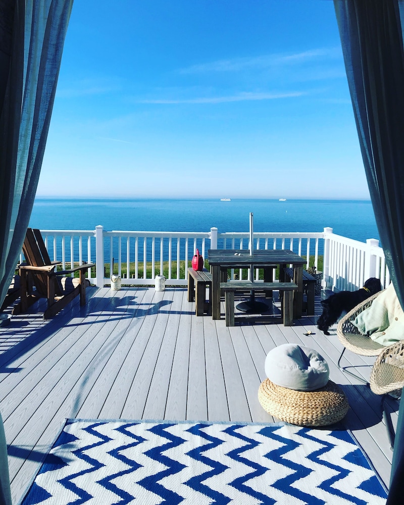 Seaview,sleeps 4to6,pet Friendly, Parking
